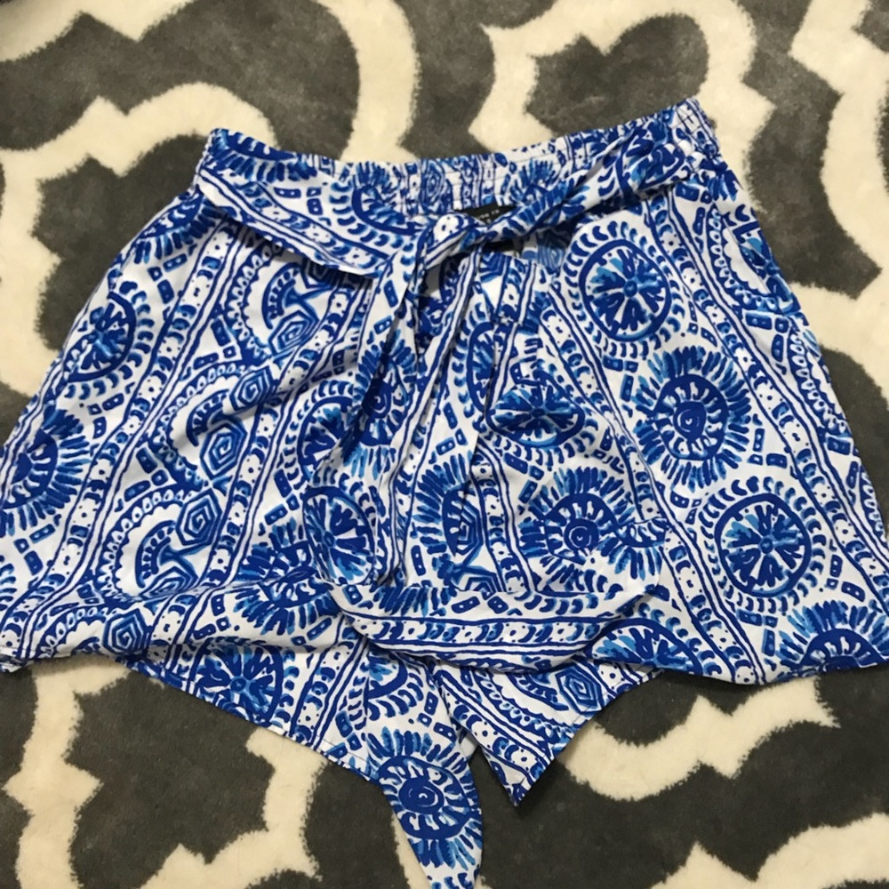 Size 14/16 fun summer shorts NWT